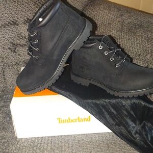 Timberland Nellie Waterproof Chukka Nubuck's. Black, Size 10M Women's.